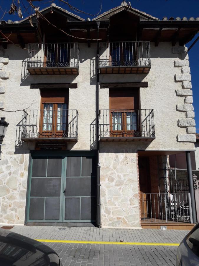 Casita Del Brezal Guest House Rascafria Exterior photo